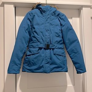 The North Face women’s hooded parka, size Small. Gorgeous dark aqua color!